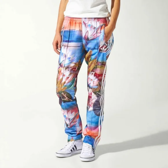 Adidas Originals  FARM  Curso D’Agua Superstar Track Pant Size XS Dusty Pink - Picture 3 of 16